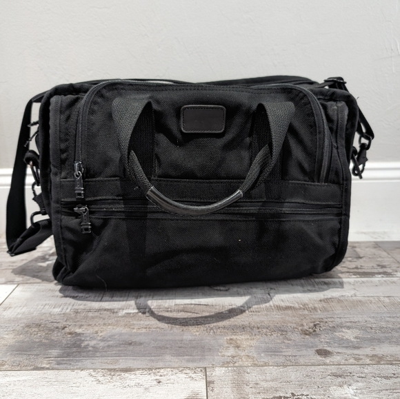 TUMI Alpha Expandable Black Monogram Briefcase/Laptop Bag W/ Aftermarket Strap! - Picture 11 of 12